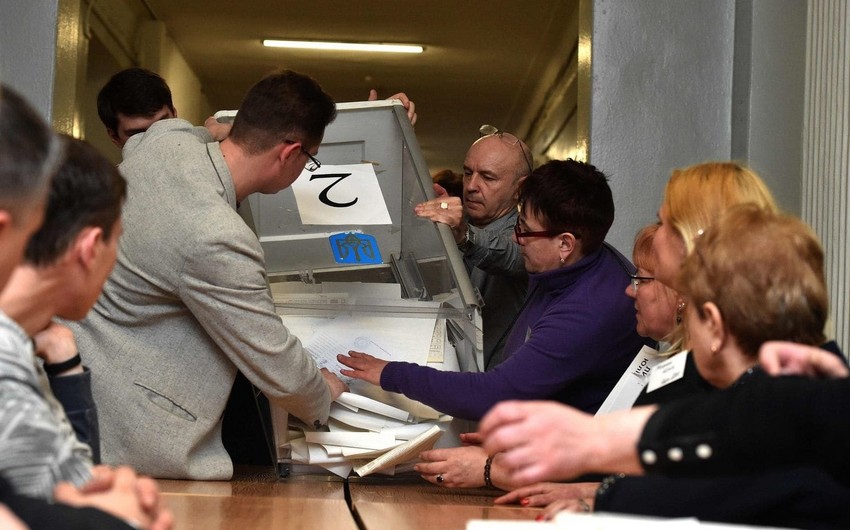 ЦИК Украины подвел итоги выборов: партия Зеленского набрала 43,16%