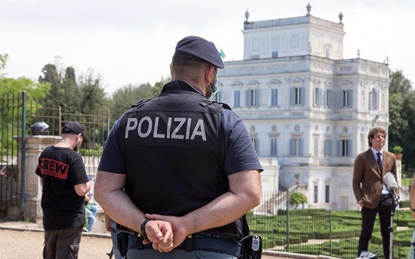 В Италии преступники оставили записку при побеге из тюрьмы - ФОТО