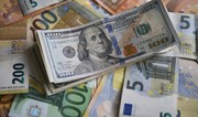 Billions in dollar and euro notes reach Russia despite sanctions