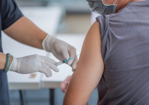 TƏBİB: Вторая доза вакцины будет введена через 14-21 день после введения первой