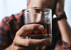 Scientists reveal simple way to reduce cravings for alcohol