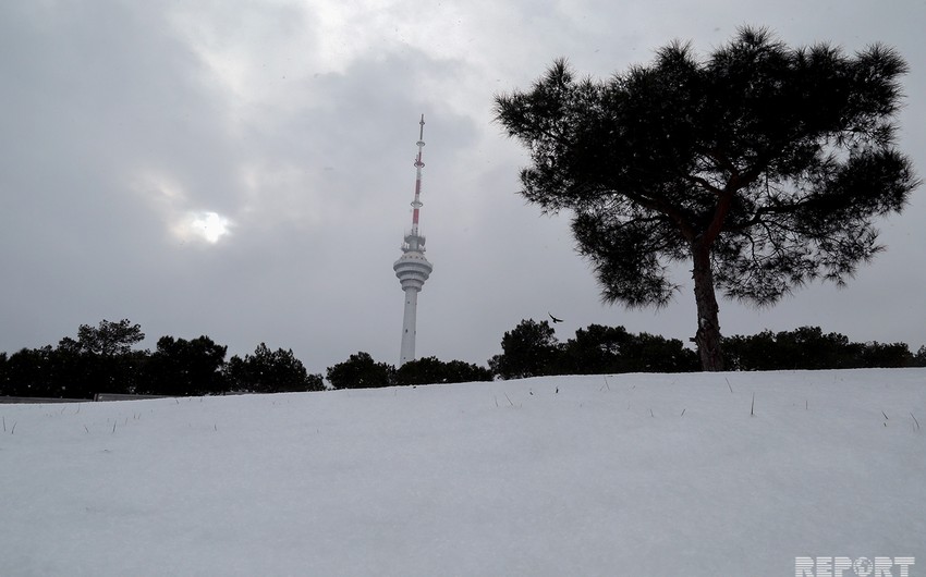Snowy day in Baku - PHOTO REPORT