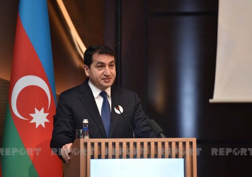 Помощник президента Азербайджана встретился в Брюсселе с секретарем совбеза Армении