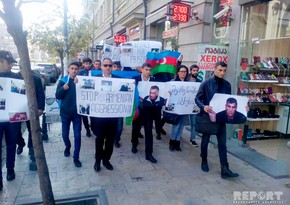 Azerbaijani activists protest in front of Armenian embassy in Tbilisi