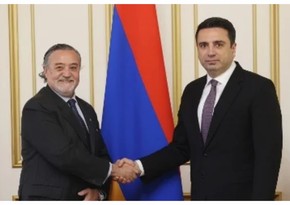 Посол Аргентины: Поддерживаем процесс нормализации между Баку и Ереваном