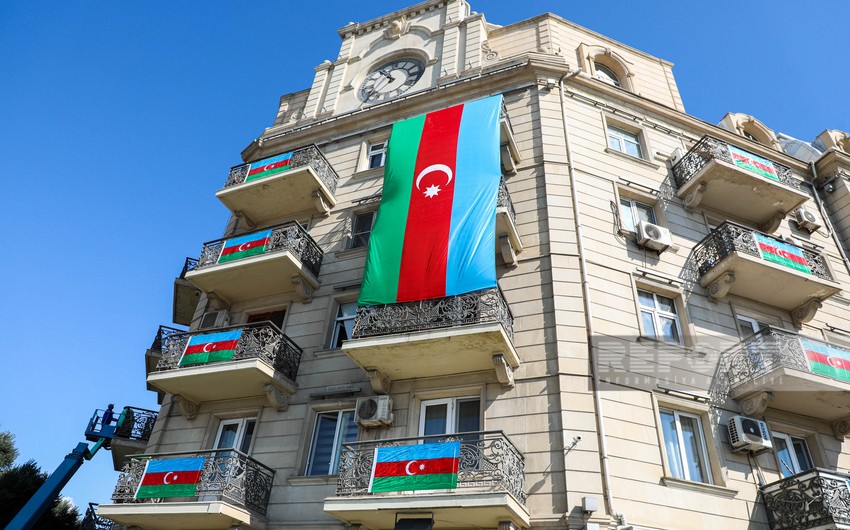 Baku in anticipation of Martyrs Remembrance Day - PHOTOS