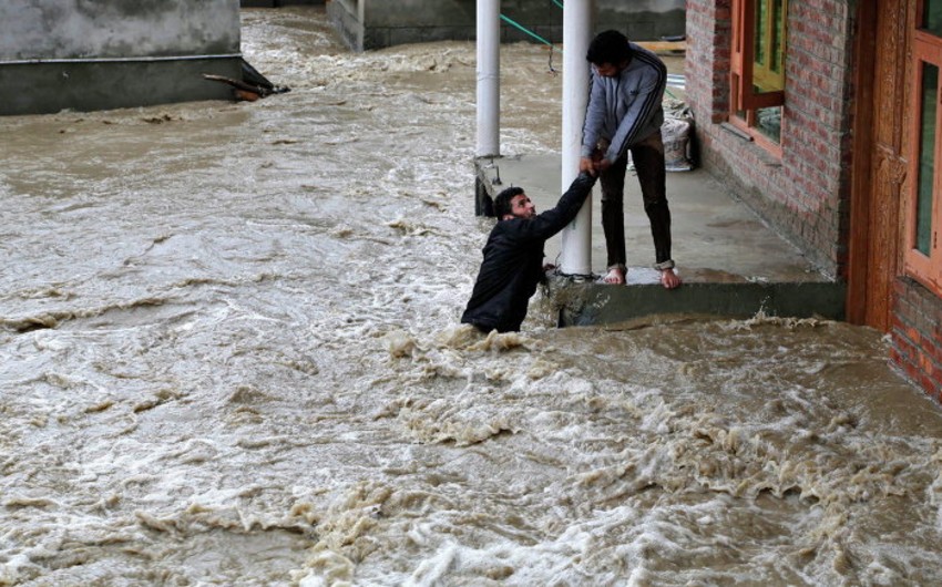 В Индии за сезон дождей погибли более 770 человек