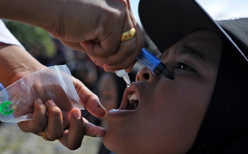 Polio vaccination operation begins in central Gaza Strip