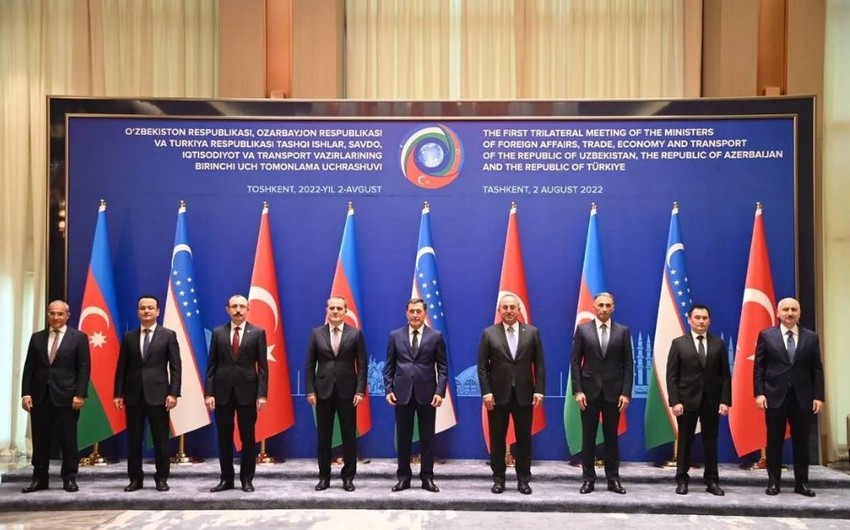 Азербайджан поблагодарил Узбекистан и Турцию за поддержку в восстановлении территорий