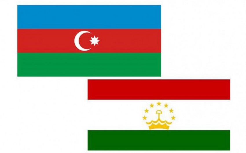 ​Премьер Таджикистана принял азербайджанского министра