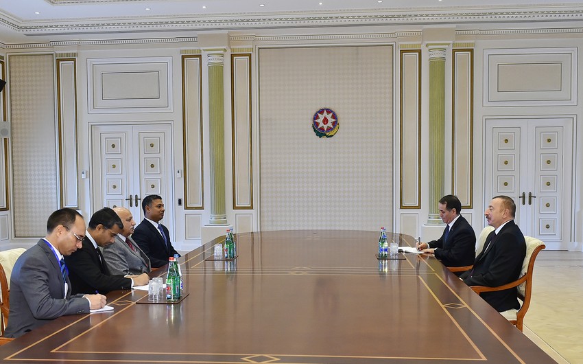 Президент Ильхам Алиев принял государственного министра иностранных дел Республики Индия