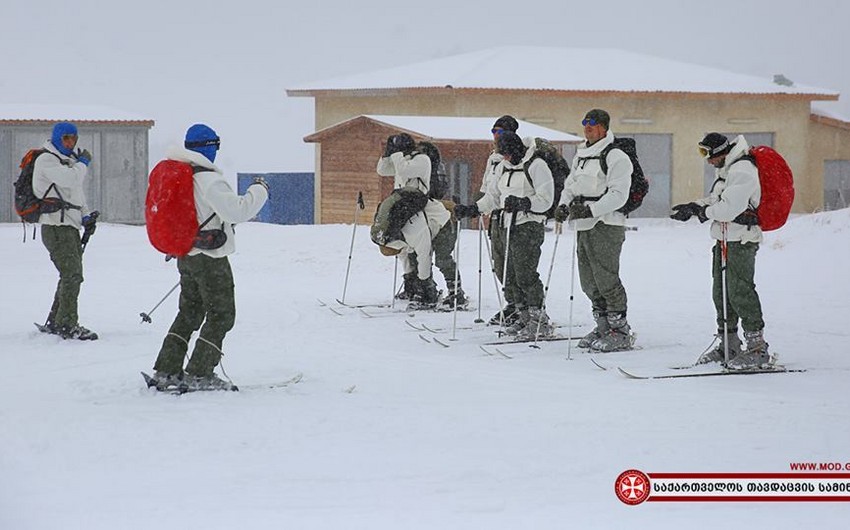 Azərbaycan hərbçiləri NATO-nun Gürcüstandakı qış dağ hazırlığı kursunda iştirak edirlər