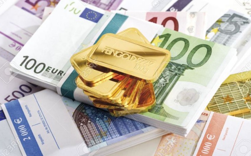 Золото и евро на мировом рынке подорожали