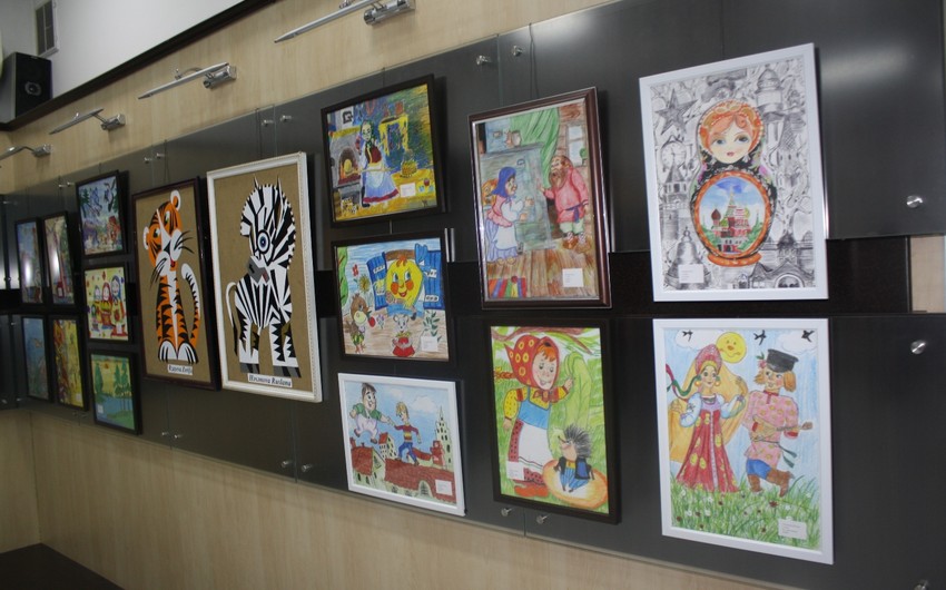 В Баку открылась выставка детского рисунка Краски жизни