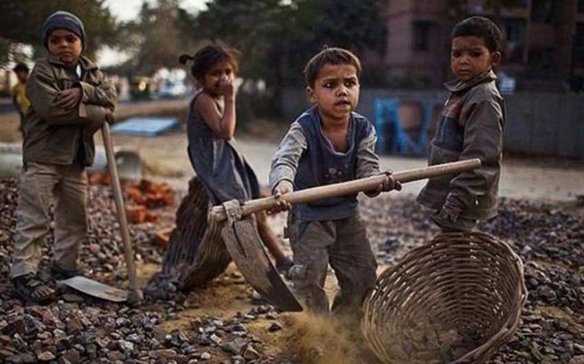 ​Hindistanda qul kimi işlədilən 100-dən çox uşaq köləlikdən xilas edilib