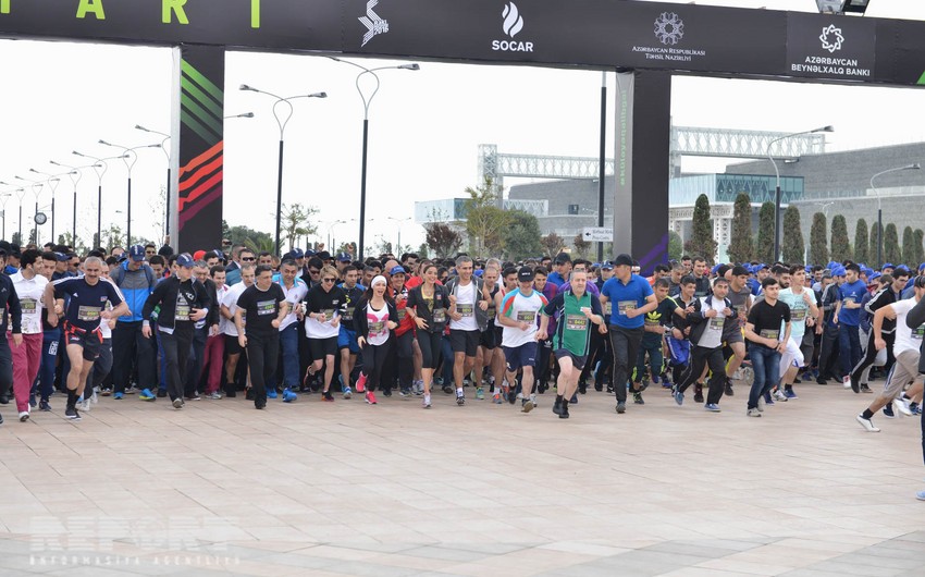 Heydar Aliyev Foundation-initiated Baku Marathon 2016 winners awarded - PHOTO