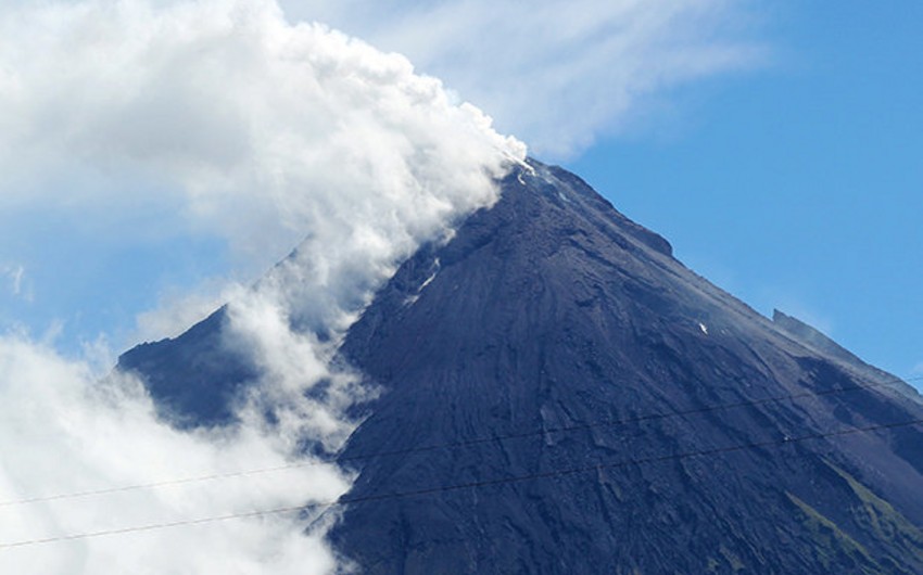 На Филиппинах эвакуировали 12 тысяч человек из-за вулкана