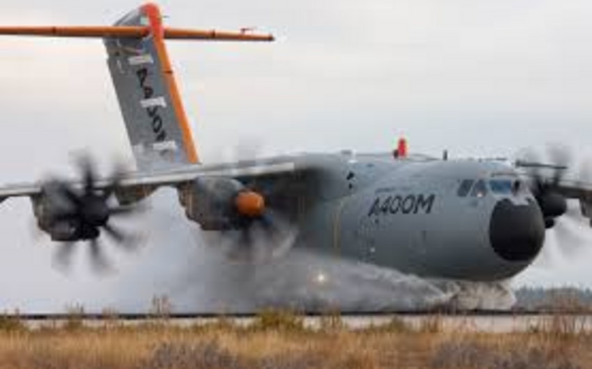 Франция не будет приостанавливать полеты А400М после катастрофы в Испании