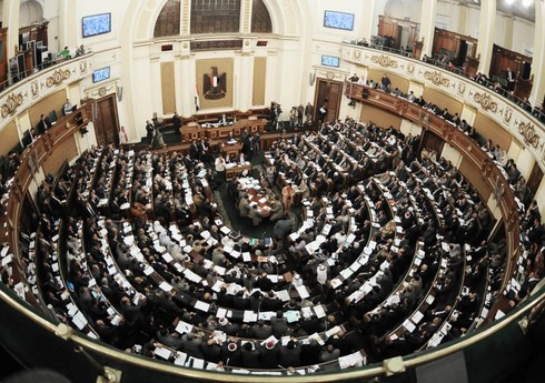 Парламент Египта вынес вотум доверия новому правительству 