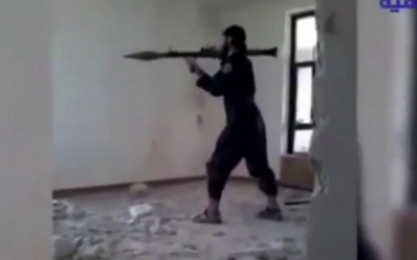 ISIS fighter blows himself up by accident - VIDEO