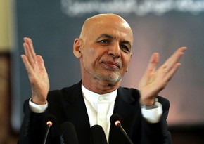 Начальник охраны заявил о доказательствах бегства экс-президента Афганистана с деньгами