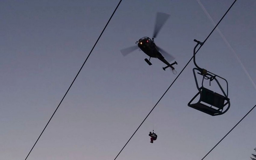 В Австрии 150 лыжников спасены из застрявшего подъемника