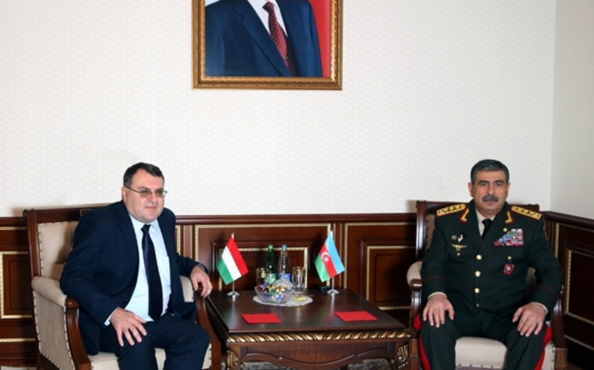 Обсуждены перспективы развития военного сотрудничества между Азербайджаном и Венгрией