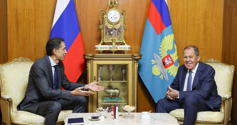 Russian FM meets with Azerbaijani ambassador