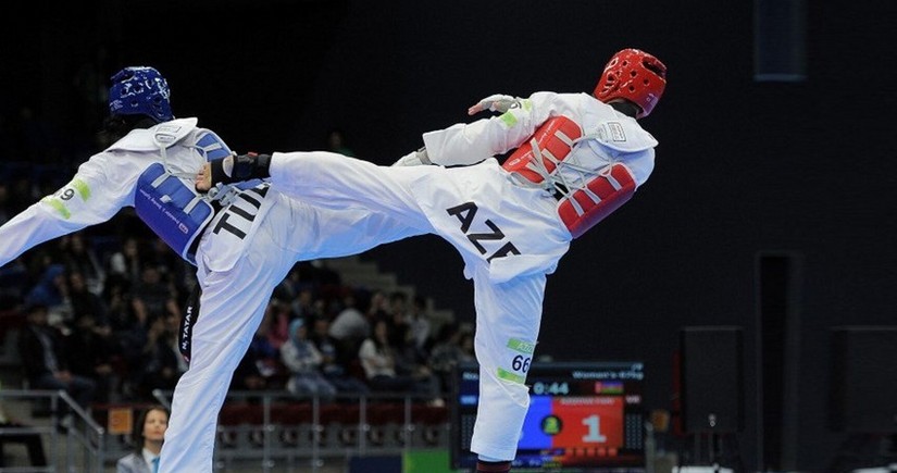 Taekvondoçumuz dünya çempionatında 1/8 finala yüksəlib