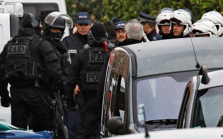 Police conduct search in the house of ex French Interior Minister