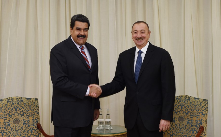 Prezident İlham Əliyev Venesuela prezidenti ilə görüşüb - ƏLAVƏ OLUNUB
