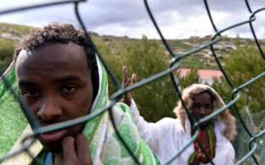 Ренци: проблема мигрантов неотделима от кризиса в Ливии