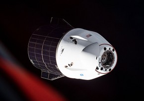 Грузовой корабль Dragon отстыковался от МКС