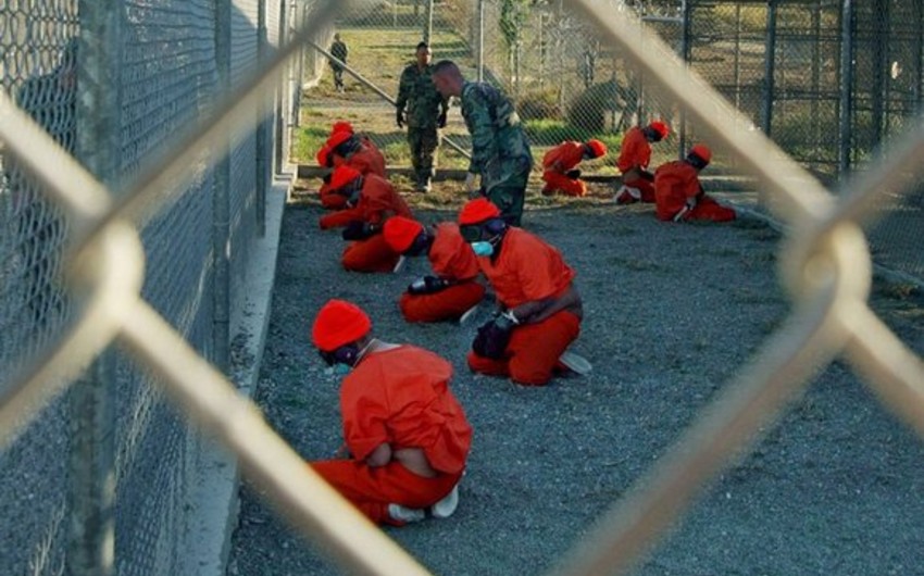 ​СМИ: террористы из спецтюрьмы в Гуантанамо могут быть переведены в США