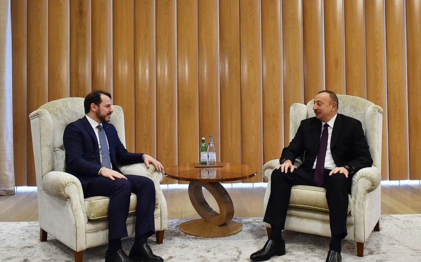 President Ilham Aliyev receives Turkey’s Minister of Energy and Natural Resources