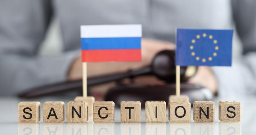 Швейцария присоединилась к 13-му пакету санкций ЕС против России