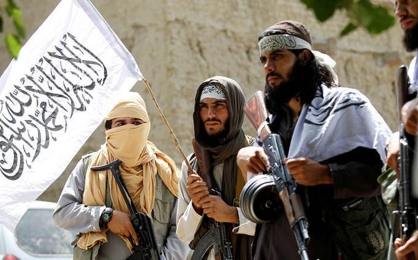 Əfqanıstanda Taliban 10 hərbçini öldürdü