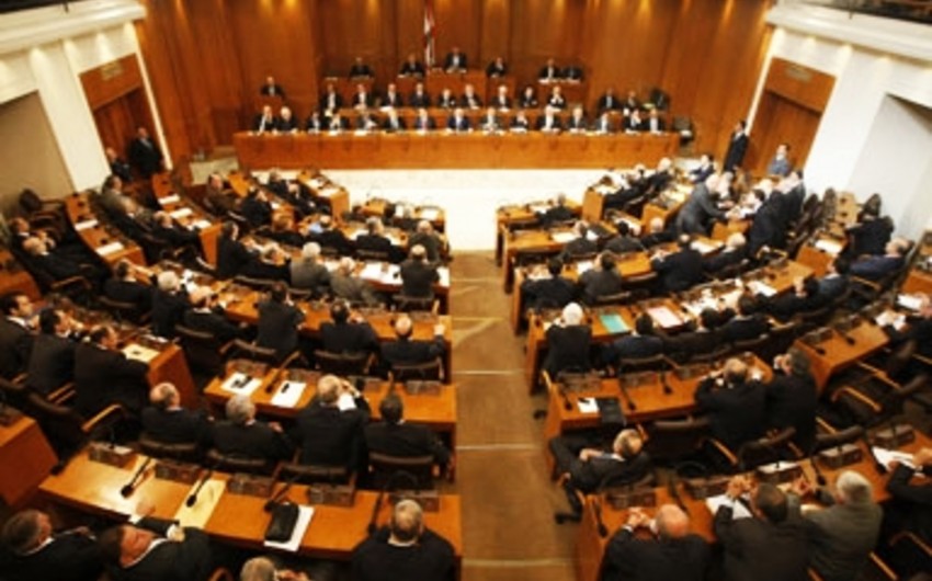​Парламент Ливана перенес президентские выборы