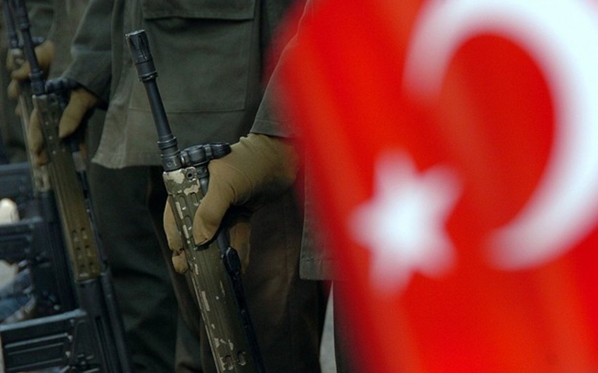 ​Türkiyə hərbçisi İŞİD terrorçularına əsir düşüb