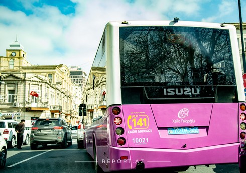 В Баку сбился график работы пассажирских автобусов 