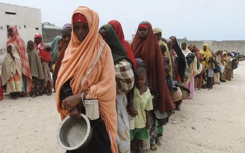 Somalidə 110 nəfər acından ölüb