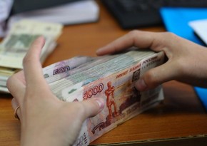 Azerbaijanis earn highest salaries among other migrants in Russia