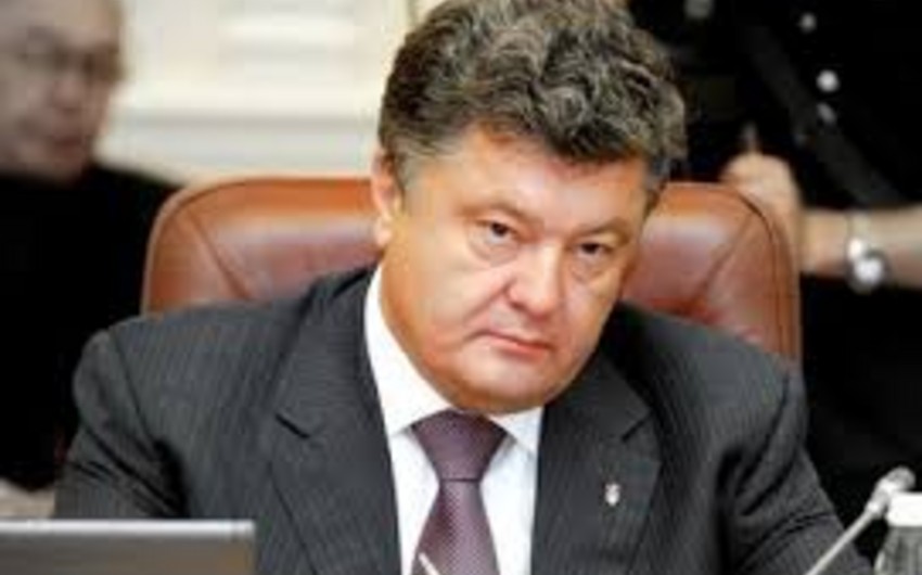 Порошенко подтвердил освобождение 16 украинских военных