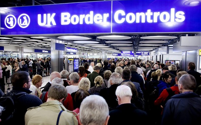 ​Британская мафия взяла под контроль переправку мигрантов из стран Ближнего Востока