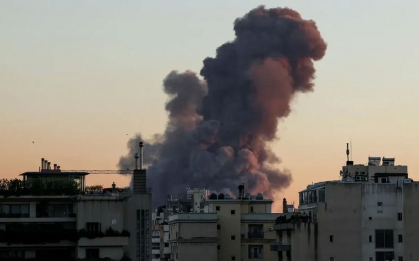 Xamənei və Pezeşkian İsrailin Beyrutu bombalamasını pisləyib