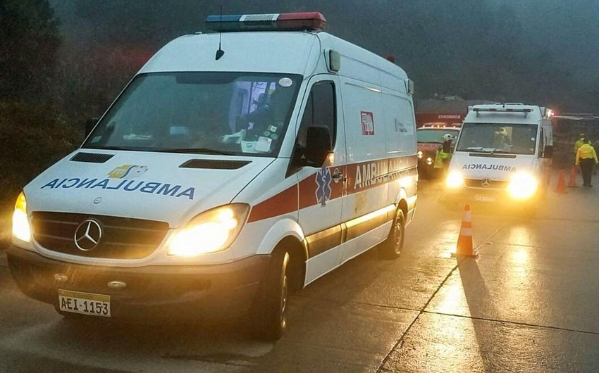 Ekvadorda avtobus aşıb, 9 nəfər ölüb