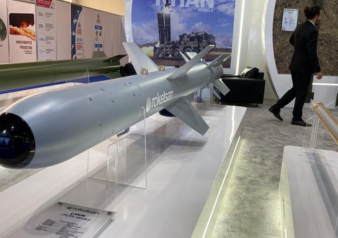 На оборонной выставке в Баку демонстрируется турецкая крылатая ракета 