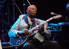 Blues legend B.B. King dead at age 89