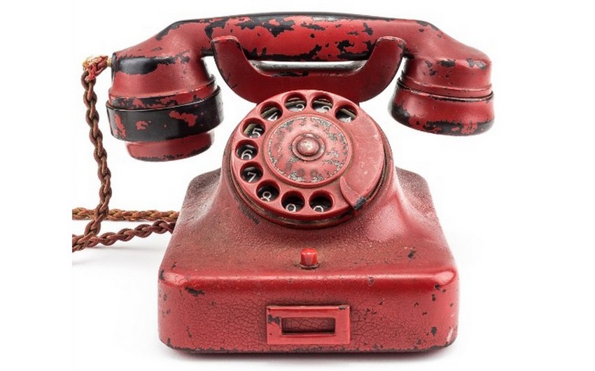 Adolph Hitler’s telephone will be auctioned in US