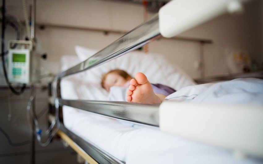 Ребенок с травмой головы умер в нейрохирургической больнице в Баку